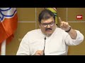 జగన్ రెడ్డి లూటీ చేసిన లిస్ట్ .. ఆధారాలు చూపిస్తూ వైసీపీ పరువు తీసిన పట్టాభి | YS Jagan | 99TV - Video