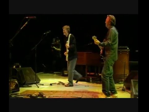Eric Clapton (VIDEO) - Live from Madison Square Garden (2009) 