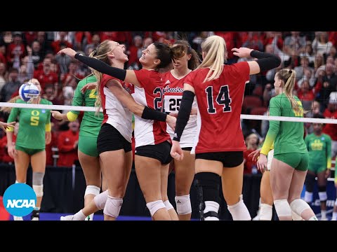 4th set comeback, full 5th set from Louisville-Oregon NCAA volleyball regional finals