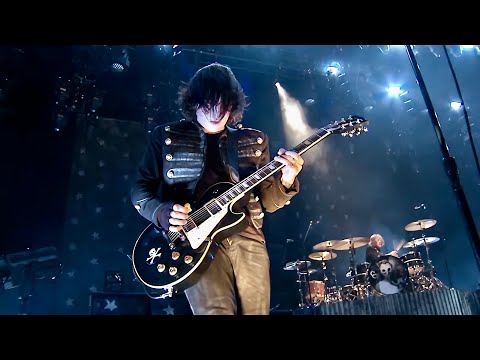 My Chemical Romance - The Sharpest Lives (Live from The Black Parade Is Dead!)