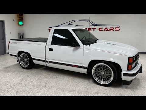 1989 Chevrolet C1500 Sport, OBS, 14” brake kit, belltech, 20” ridler wheels, nitto tires, SOLD