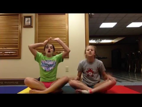 YOGA CHALLENGE WITH JANINE!!!! part 1 ▶3:56