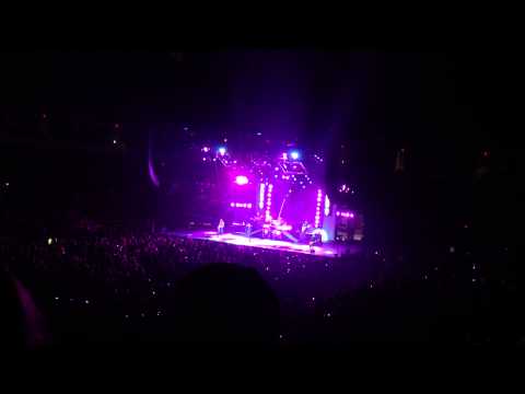 Daughtry - Break The Spell - LIVE (Fresno, CA at the Savemart Center 12/13/12)