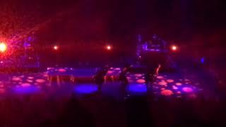 Underdog - Banks live at eventim Apollo, London, UK