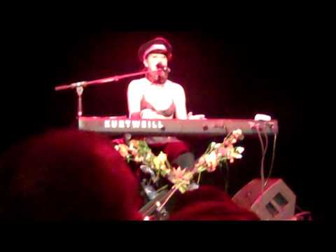 Dresden Dolls - Backstabber Live in Boston 11/3/2010