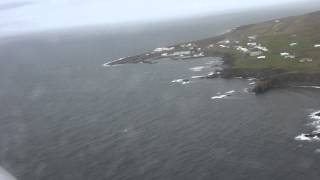 preview picture of video 'Grimsey, Iceland approach and landing.........watch the Birds !'