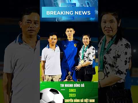 Đình Bắc U23 Việt Nam mua ô tô mới báo hiếu cha mẹ.