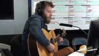 Wes Carr Performs Beatles&#39; &#39;&#39;Here Comes The Sun&#39; In Studio