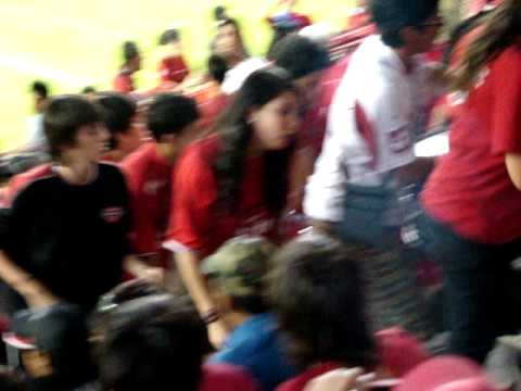 "Llegada de los REDiablos al Nelson Oyarzún" Barra: Los REDiablos • Club: Ñublense