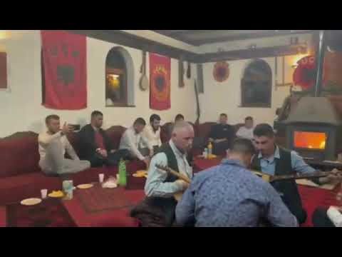 Grupi “Pashtriku”-Tahir Sinani.