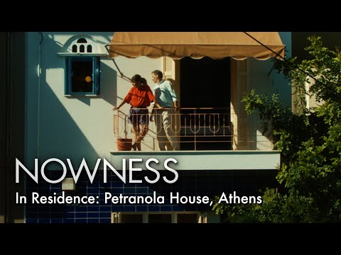 Greek tradition, island architecture and symbols ground the Point Supreme Architects’ Athens home