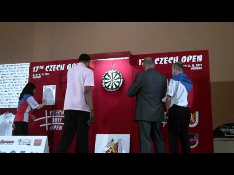 Czech Open 2011 - Final Deta Hedman - Irina Armstrong.mp4