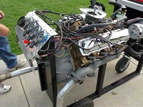 330 Olds on engine test stand
