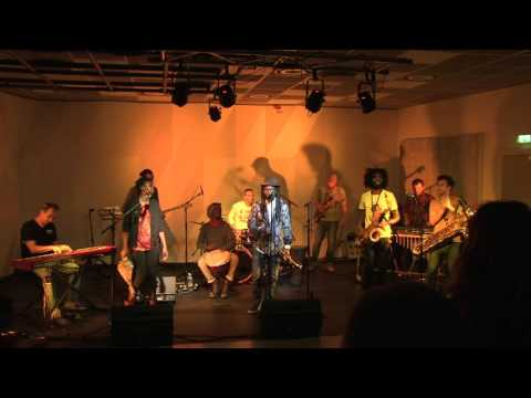 SHOWCASE : Muyiwa Kunnuji & Osemako - Olofofo