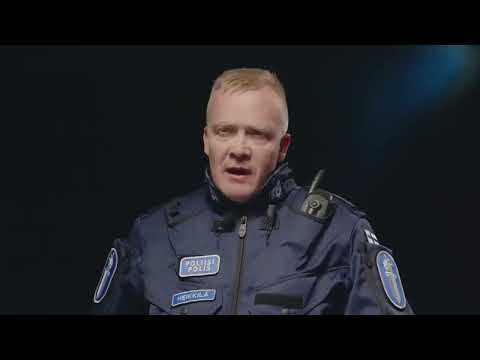 POLIISIT - Mies Ajaa Yli 200km/h Poliisia Vastaan