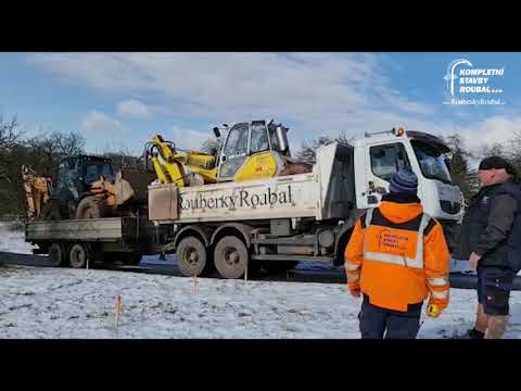 Budoucí roubenka Frýdštejn - bude to snad nový "hrad"? zemní práce započaté