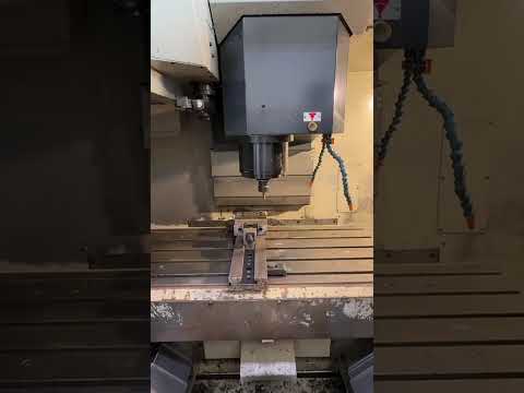 2011 MAKINO PS95 CNC Machining Center | ListingHippo (1)