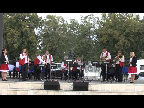 Trenčianska dvanástka - Festival dychových orchestrov a mažoretiek 2013