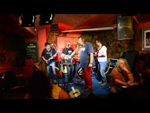 LaBanda - 151209 LaBanda Rakovník v Dundee Jam Kladno - - - Já padám dolů