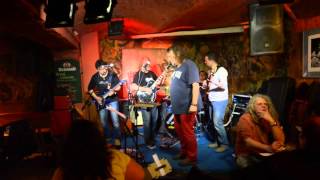 Video 151209 LaBanda Rakovník v Dundee Jam Kladno - - - Já padám dolů