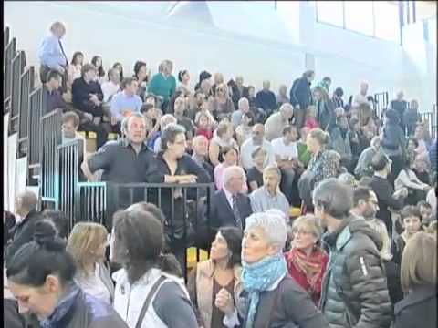 Passa di mano la gestione della piscina