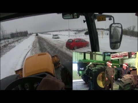 JCB FASTRAC Snow Ploughing and BLOOPERS!