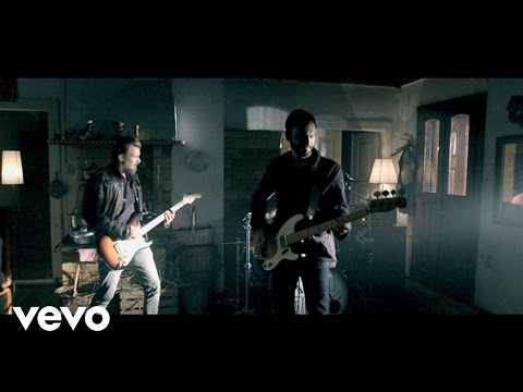 Kim Nowak - Prosto W Ogien