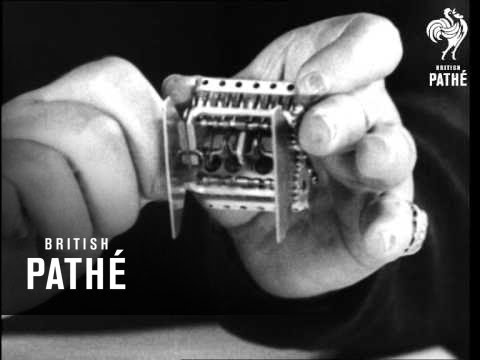 Tommy Handley Intros Models (1937)