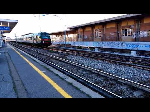E464 242+6 MDVC Trenord - Milano Greco - 17/04/2023