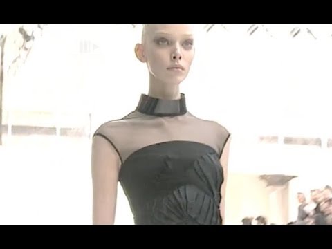 ALBERTA FERRETTI Fall 2007 Milan - Fashion Channel