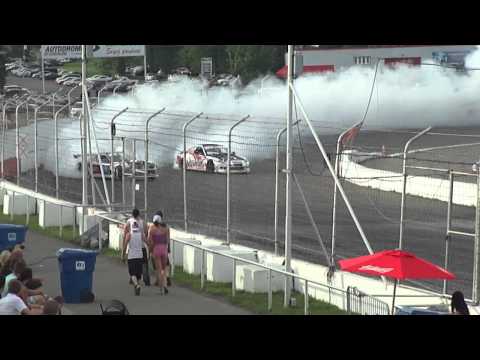 Tasse vs Guitard top 8 Formula Drift Canada qualification