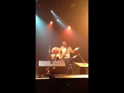 Elza Soares no Theatro Net - Rio