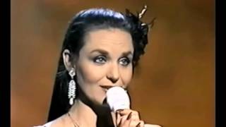 Crystal Gayle - It&#39;s alright with me