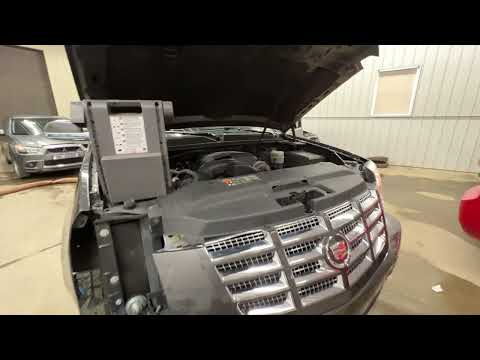 FOR SALE - 22G0786 - 2011 CADILLAC ESCALADE - 6.2L ENGINE