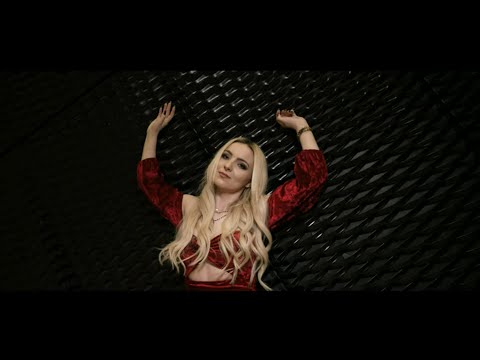 Łzy - Na parapecie - Official Music Video