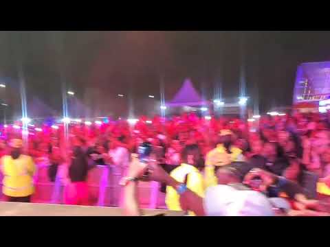 BIEN goated 💯 at Meru Alusa world tour 