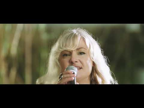 Inés Pardo - Sound System [Sky Sessions]