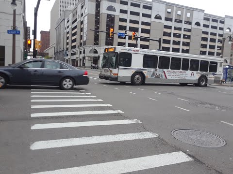 NFTA Metro Ride Route 19A Outbound Bus 2129 - 2001 Gillig Advantage