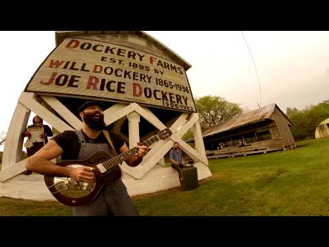 Pickin' Paw Paws live at Dockery Farm by Reverend Peyton's Big Damn Band: Front Porch Session