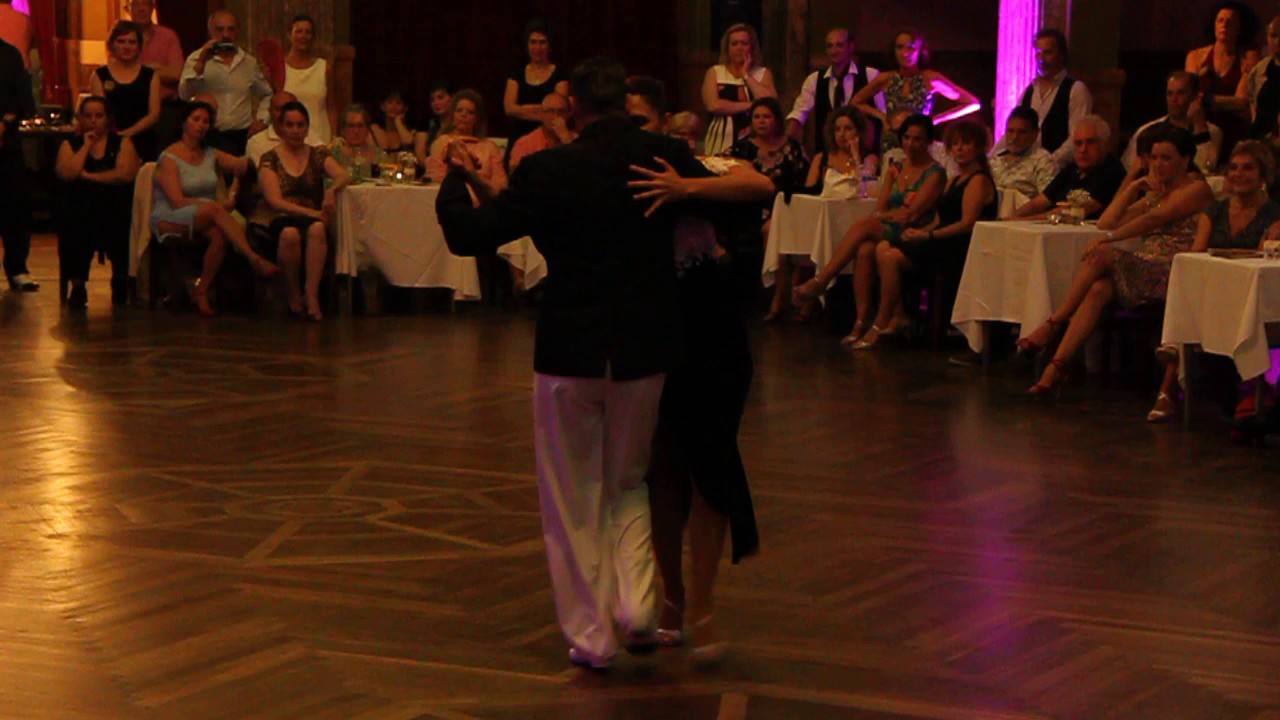 MAXIMILIANI CRISTIANI E KARINA COLMEIRO NO 8ºTANGO LIBER - 4/5