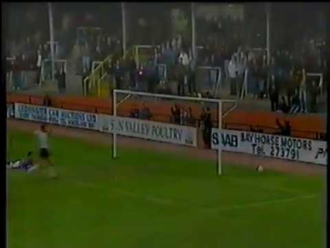 Hereford United 3-1 Torquay United - 17th October 1992
