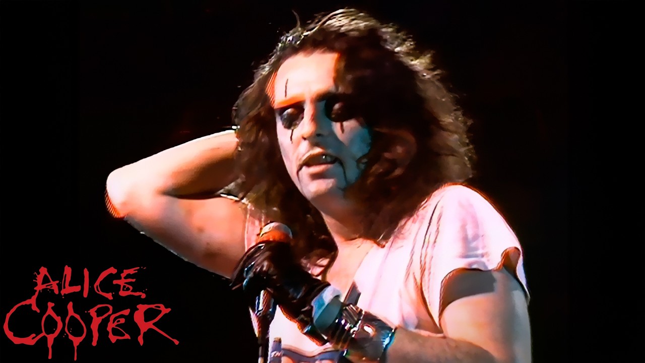 Alice Cooper - I'm Eighteen (Beat Club, 1972) - YouTube