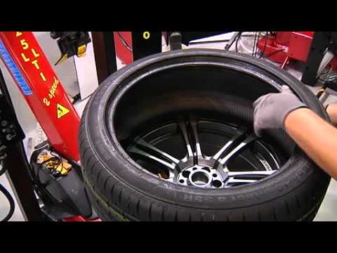 Corghi A 2025 LL Full Automatic Tyre Changer - Image 2