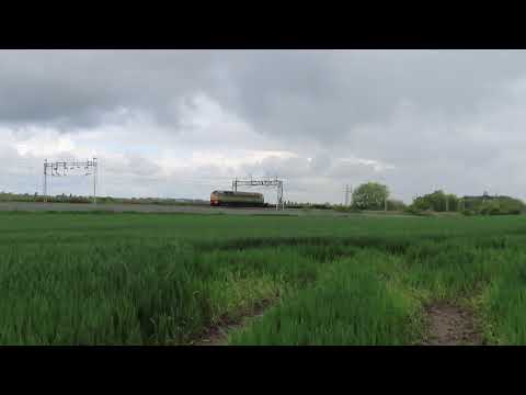 Freightliner 47: 47830 'Beeching's Legacy' Speeds South on 4Z47, Marston Jabbet (Nuneaton) 10/05/23.