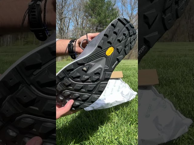 Vídeo relacionado con Topo Athletic Hombres Mtn Racer 4 Zapatillas para Correr Zapatilla Trail Navy/Orange - Azul Oscuro