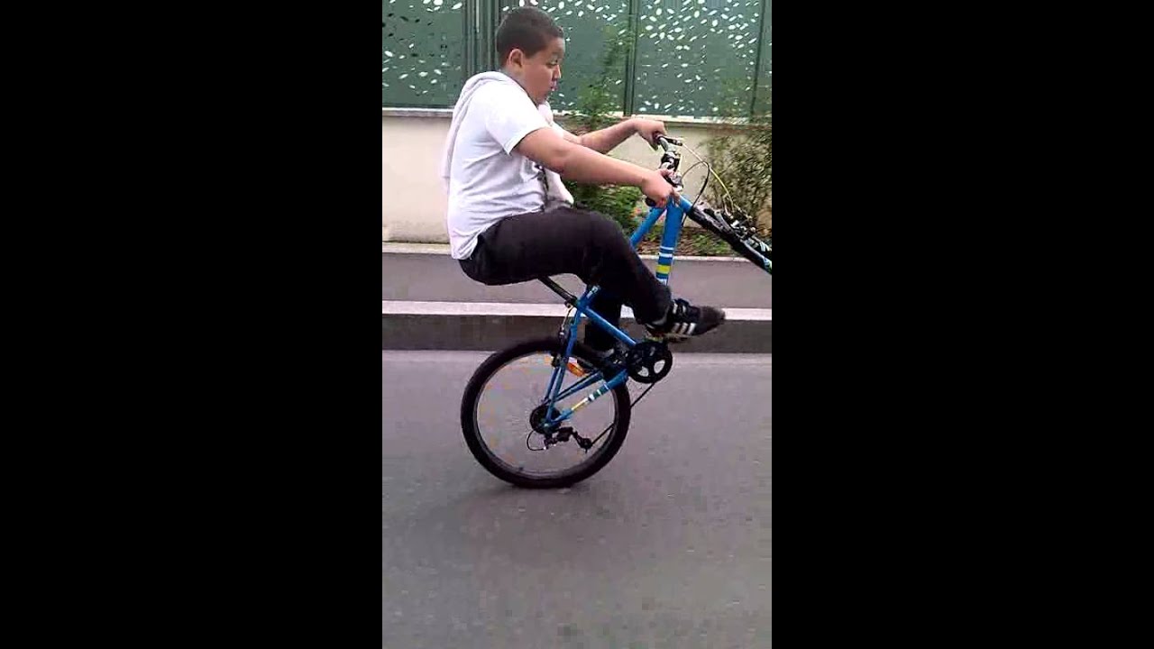 Watch video roue a boboch (chmin'v) roue a boboch (chmin'v)