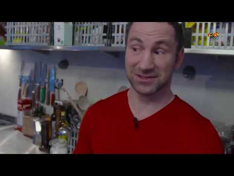 Paolo Roberto svarar på kritiken – med nakenbild