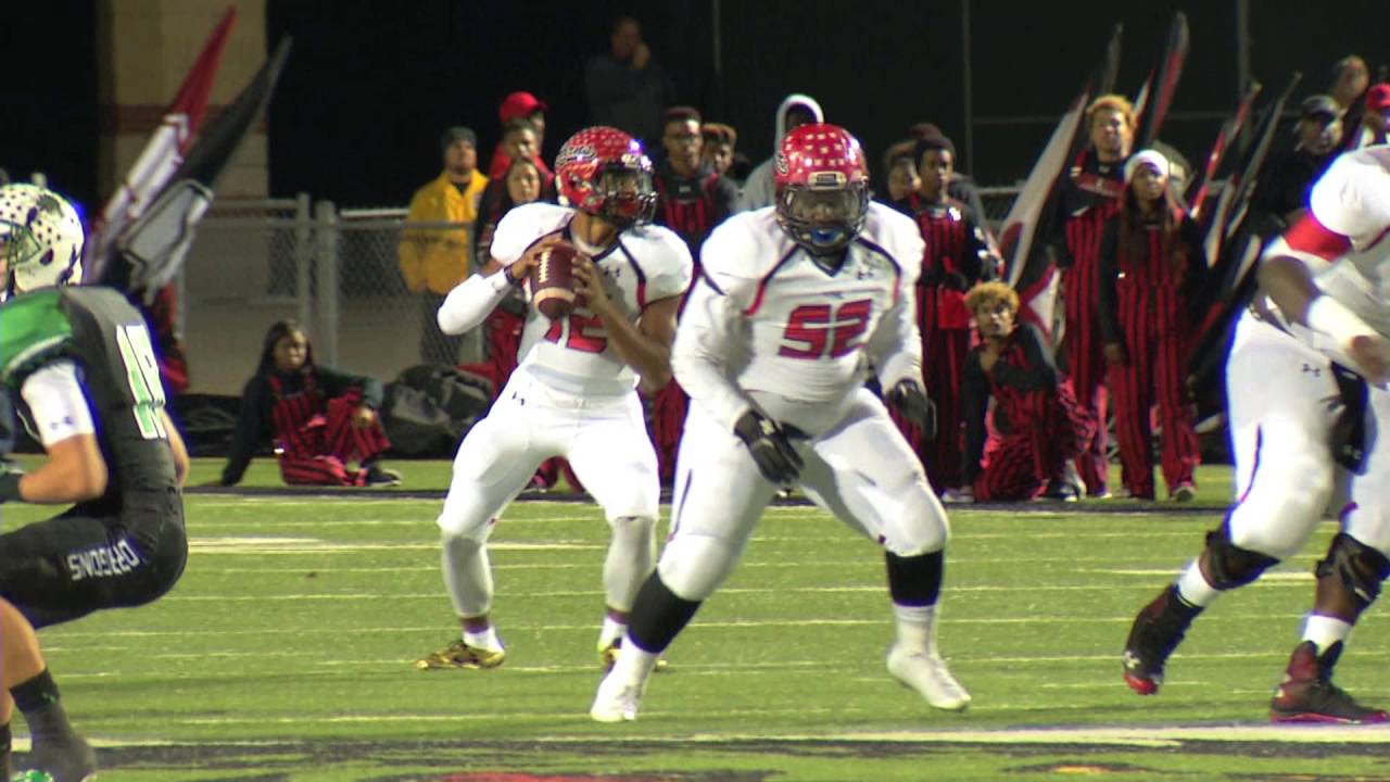 Avery Davis - Cedar Hill Quarterback - Highlights/Interview