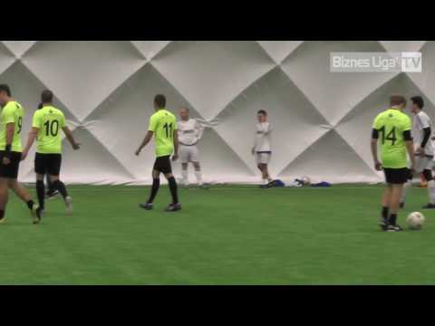 15.12.2016 II Liga C - BWI Group vs. JR Holding