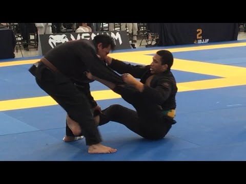 Mexico City Open - Gi Match 4 - Dominique Bell (Submission)